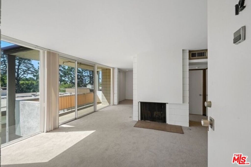 833 Moraga Drive Property Photo 27