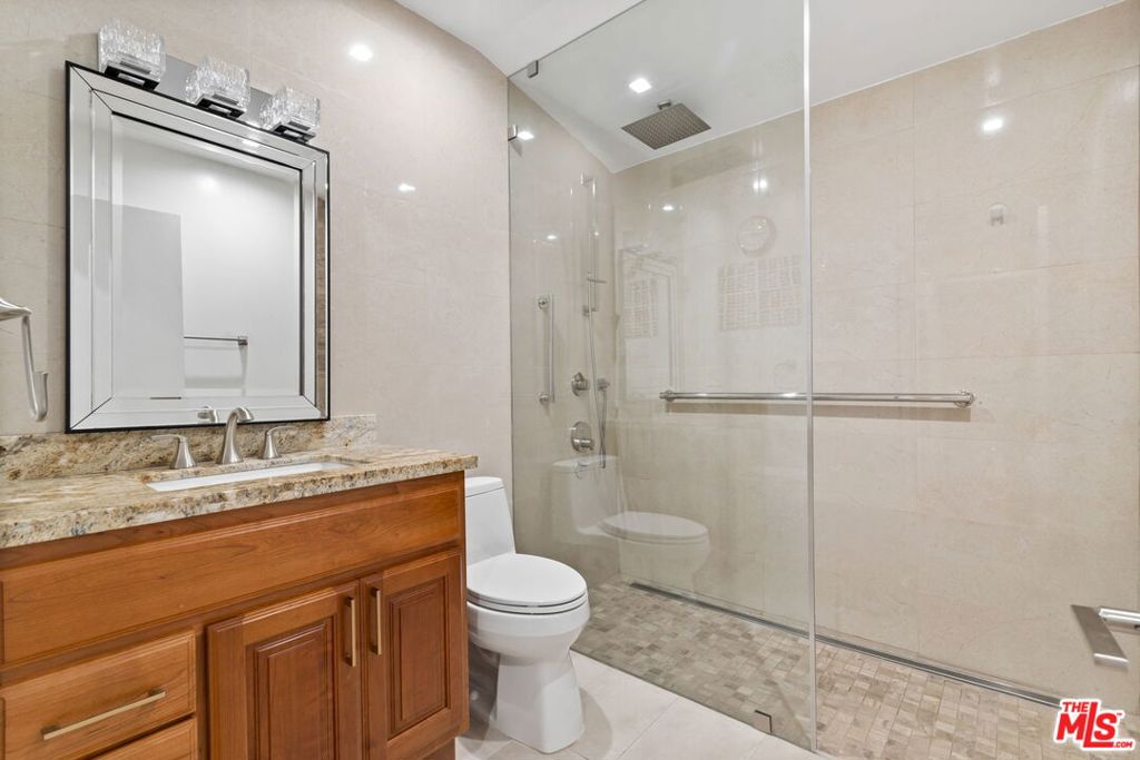 436 Levering Avenue Property Photo 44
