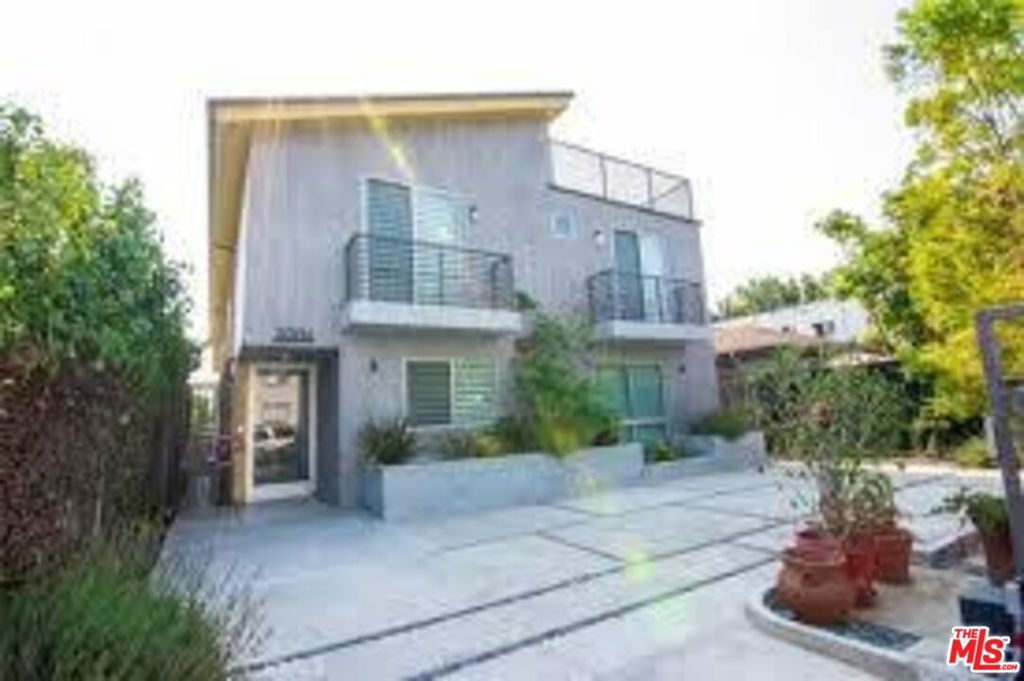 2006 S Corning Street Property Photo