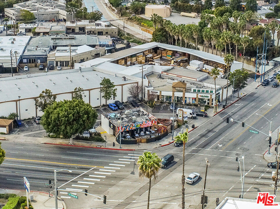 2901 La Cienega Boulevard Property Photo 7