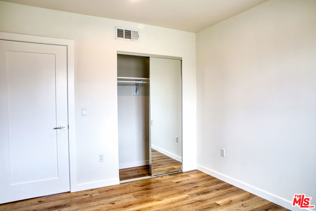 14846 Friar Street Property Photo 20