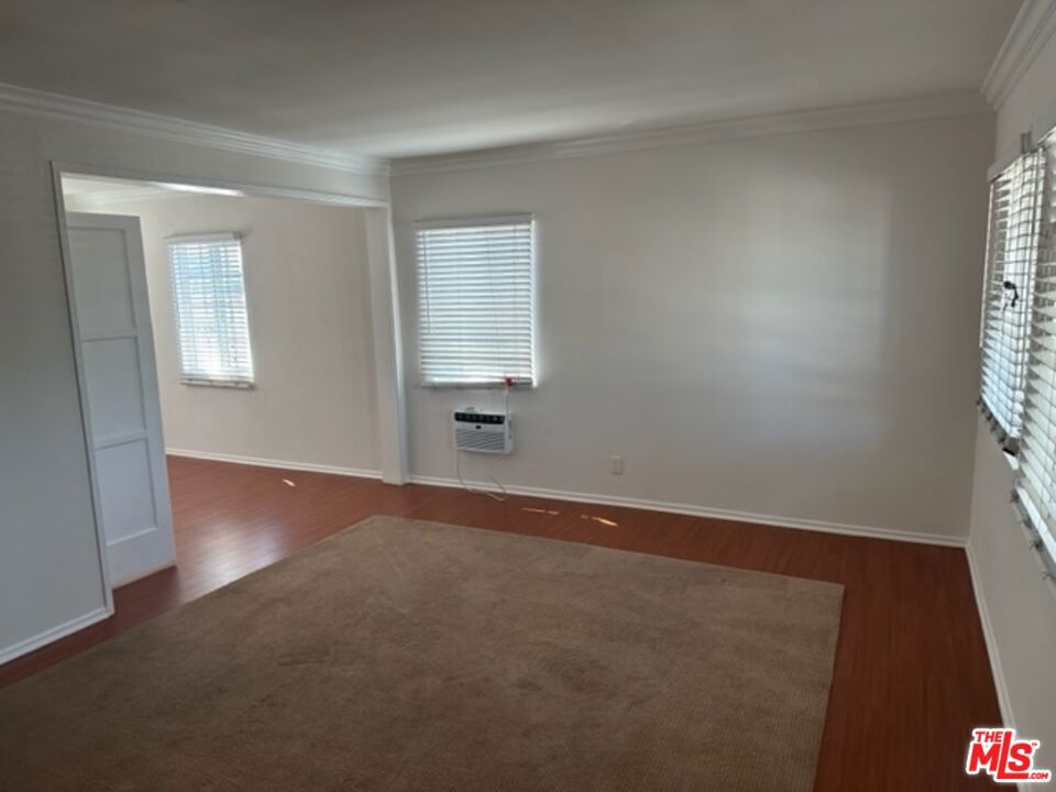 1706 S Crescent Heights Boulevard Property Photo 5