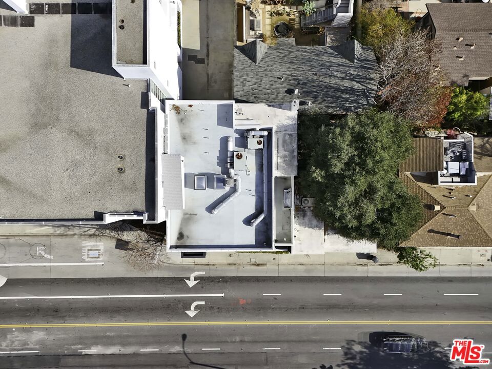 1411 Cloverfield Boulevard Property Photo 43