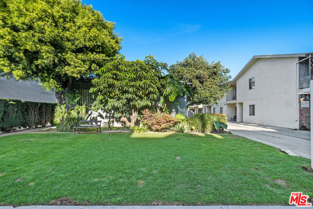 2478 Purdue Avenue Property Photo 4