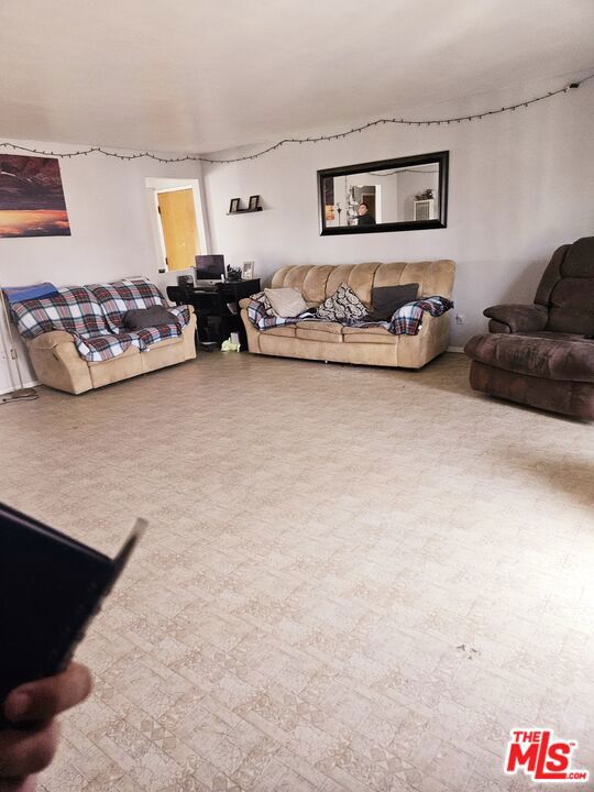 16250 Upland Avenue Property Photo 14
