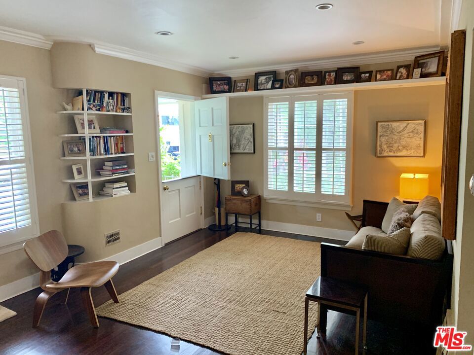 1309 Warnall Avenue Property Photo 6