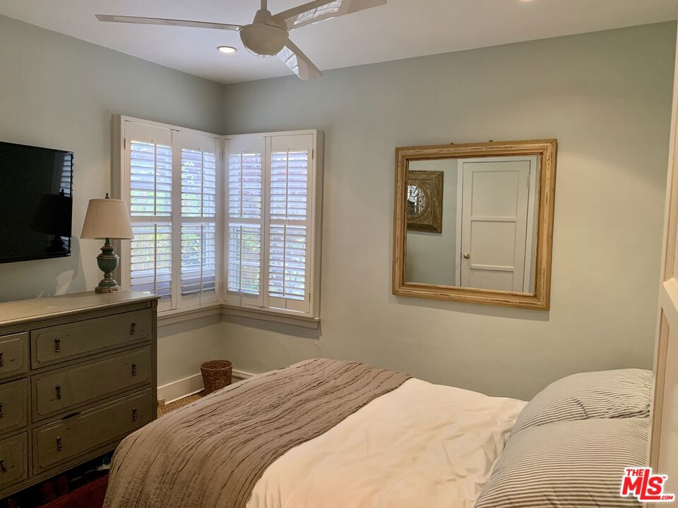 1309 Warnall Avenue Property Photo 12