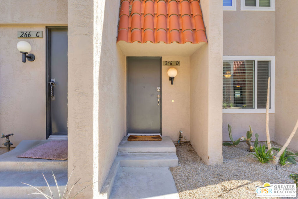 266 E Via Escuela D Property Photo 2
