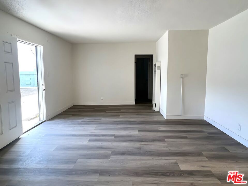 1714 E San Luis Street Property Photo 7