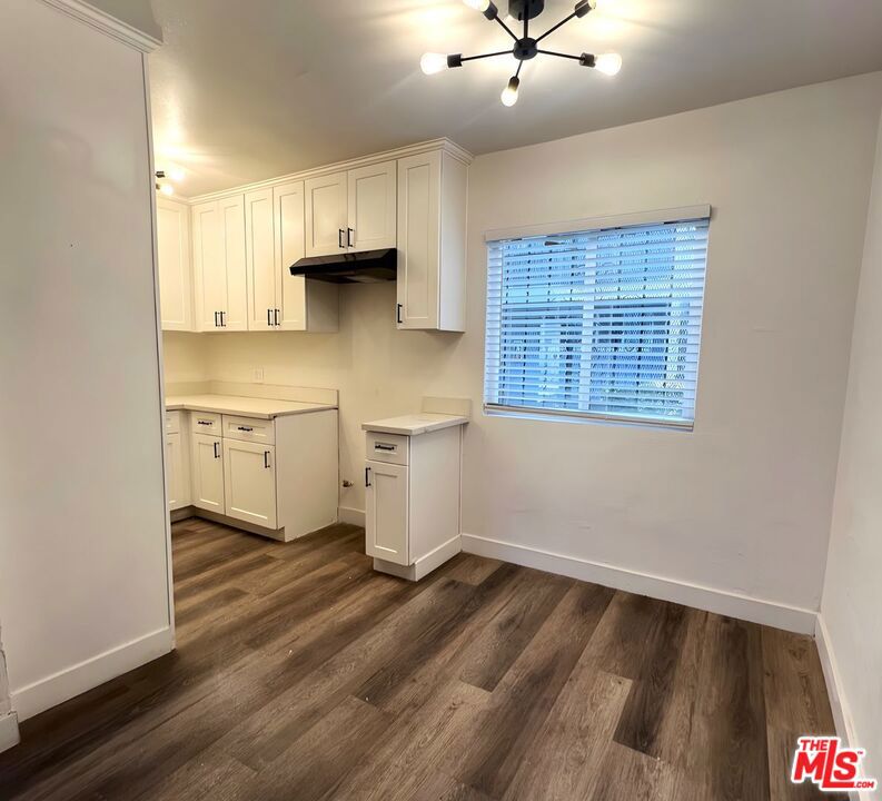 1714 E San Luis Street Property Photo 18