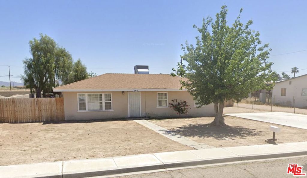 660 N 6th Street Property Photo 1