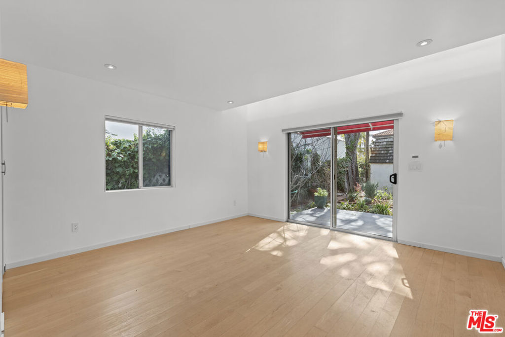 2153 Linnington Avenue Property Photo 13