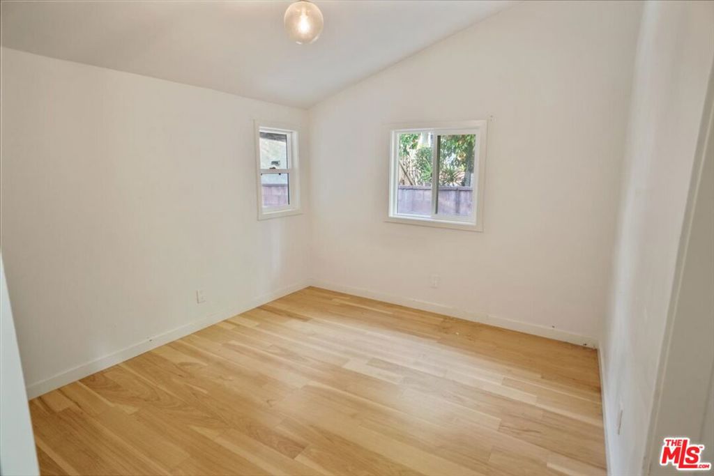 140 S Avenue 58 Property Photo 4