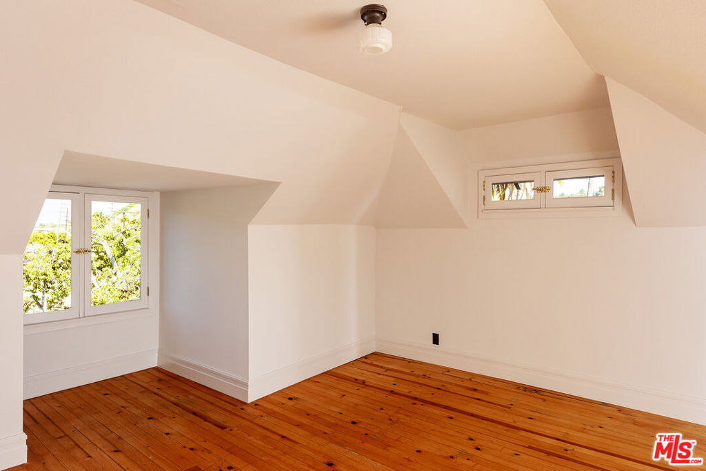 4219 N Figueroa Street Property Photo 14