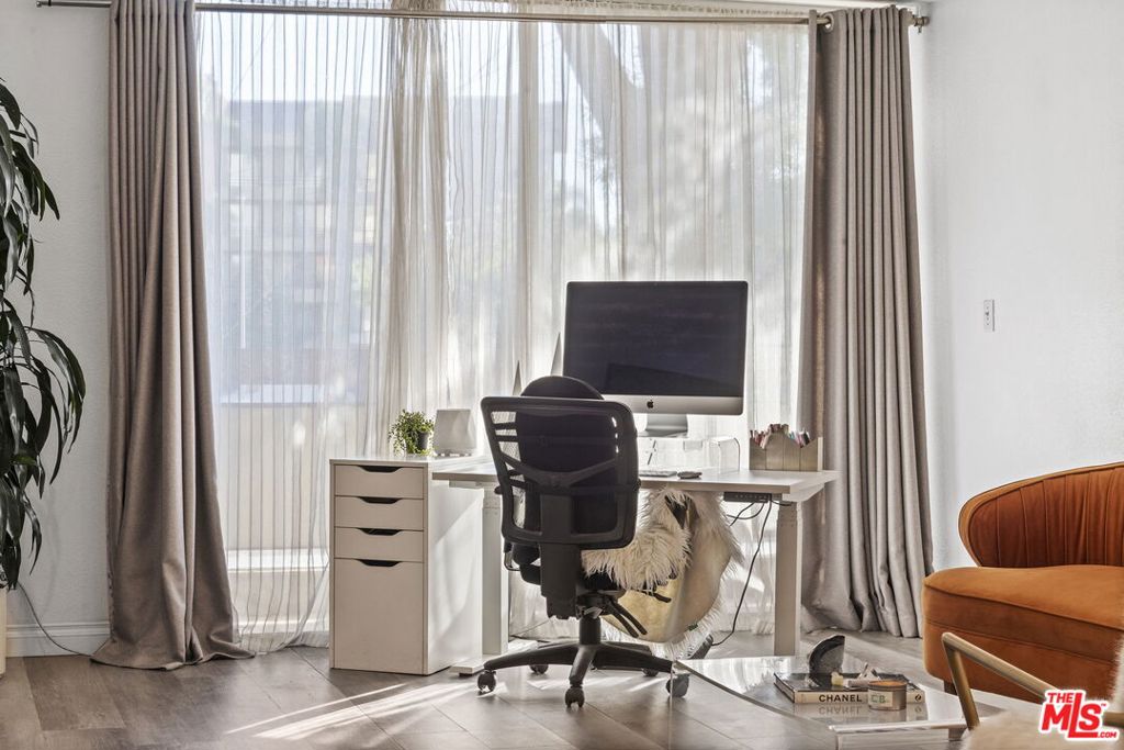 321 S San Vicente Boulevard 101 Property Photo 6