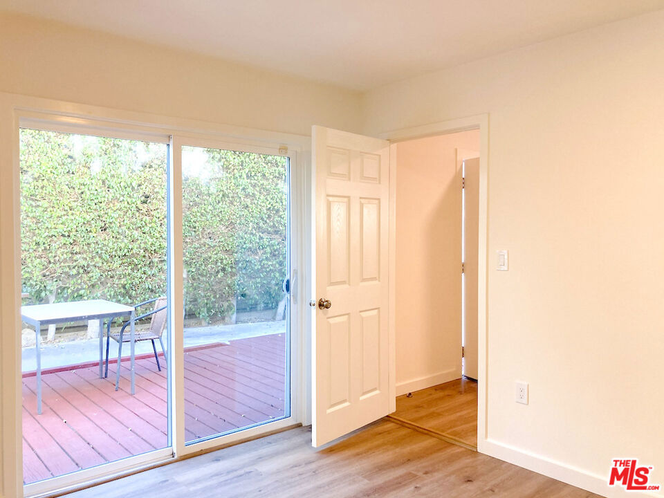 1249 23rd Street A Property Photo 13