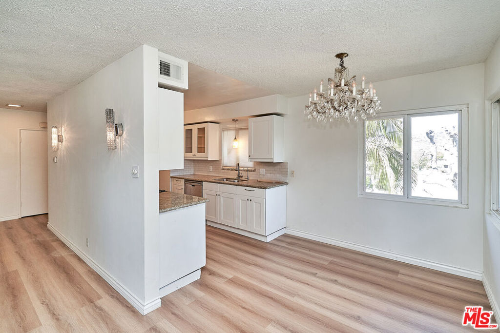 12129 Beverly Boulevard 3c Property Photo 2