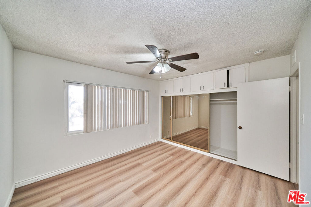 12129 Beverly Boulevard 3c Property Photo 21
