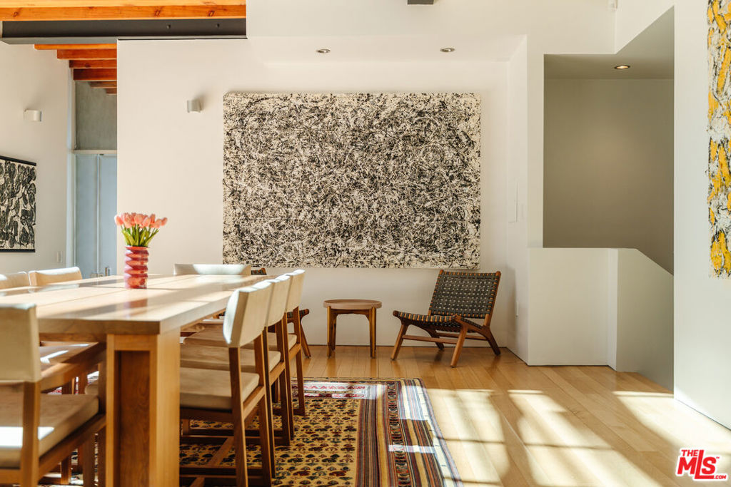 562 Stassi Lane Property Photo 4