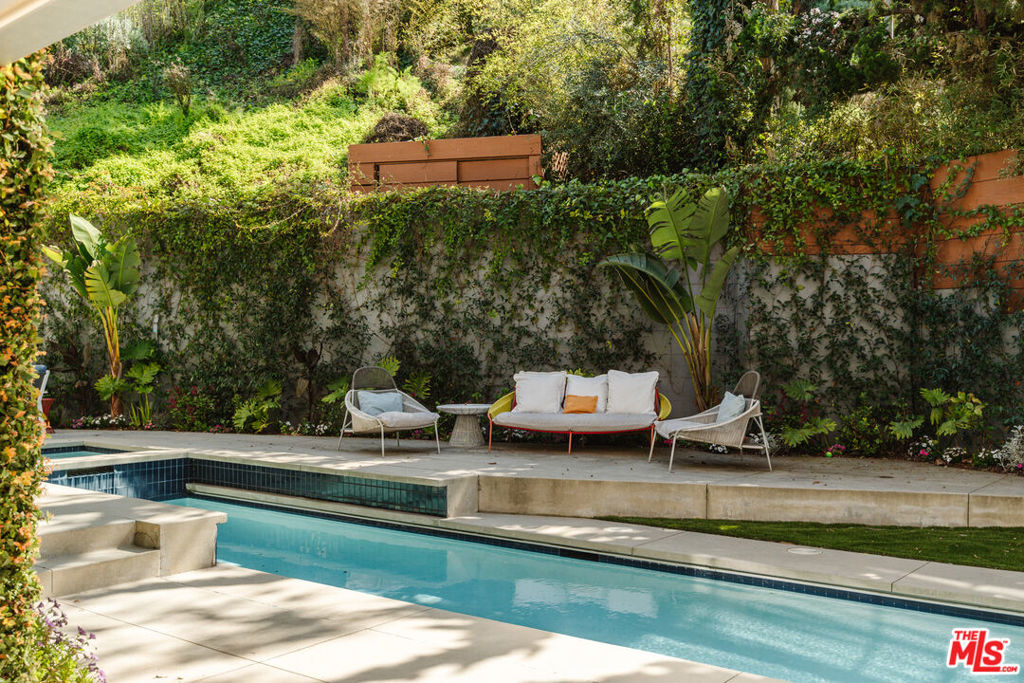 562 Stassi Lane Property Photo 26