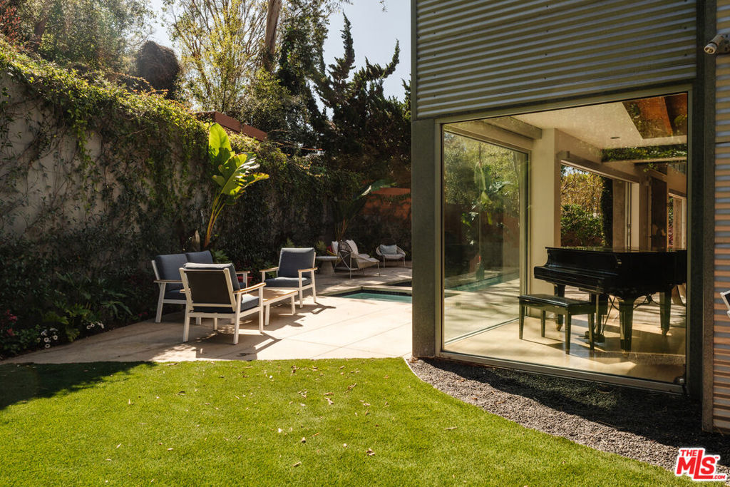 562 Stassi Lane Property Photo 27