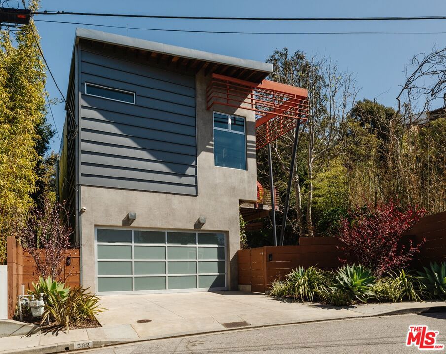 562 Stassi Lane Property Photo 31