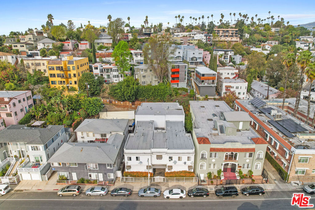 957 N Vendome Street Property Photo 3