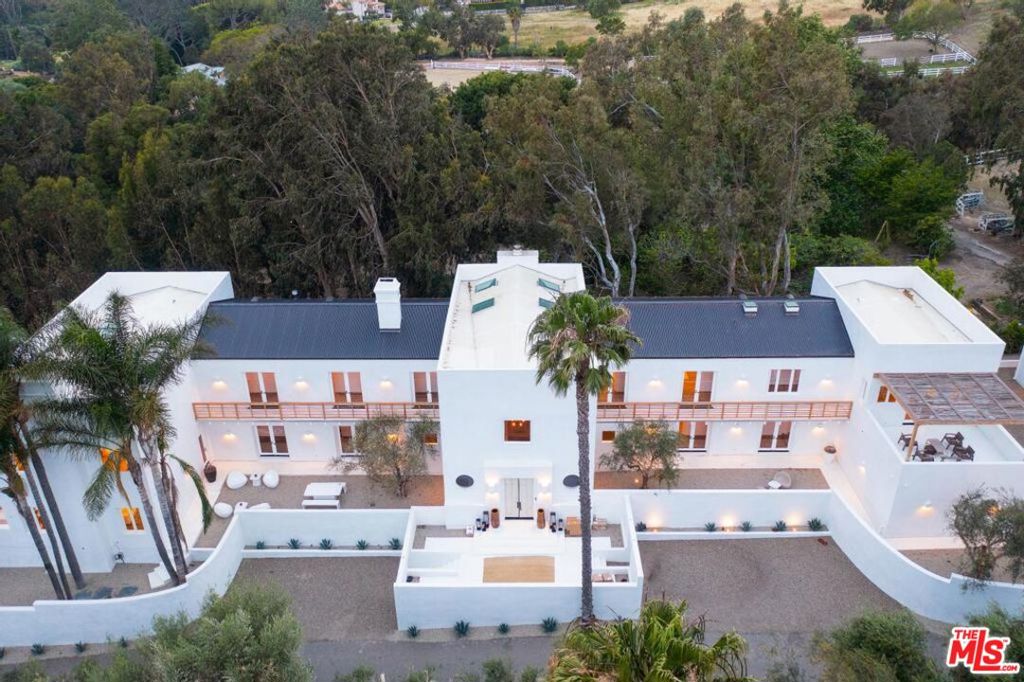 27405 Pacific Coast Highway Property Photo 1