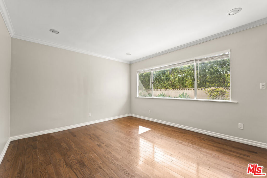 1015 Ashland Avenue 1 Property Photo 6