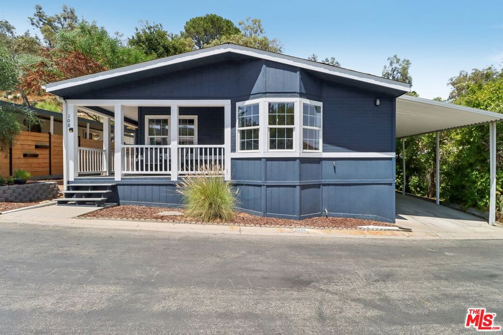 Calabasas Village Real Estate Listings Main Image