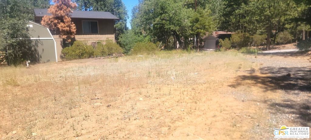 774 St Moritz Drive Property Photo 4