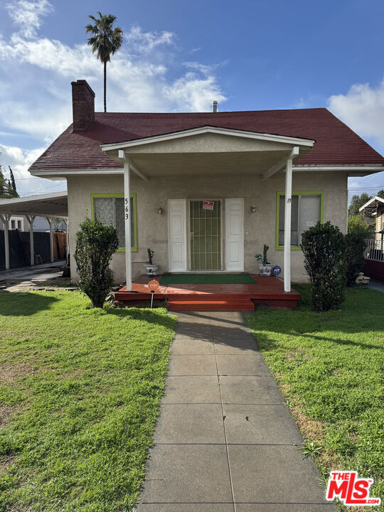563 W 16th Street Property Photo 1
