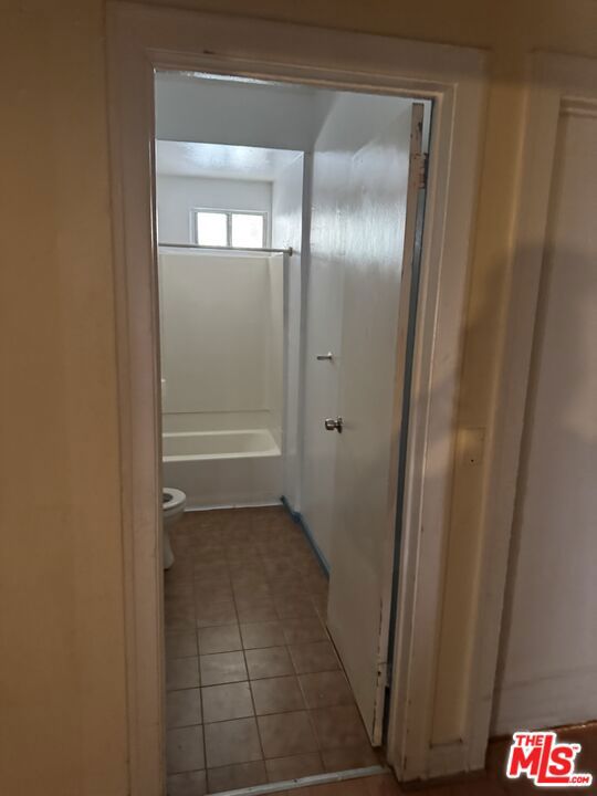 563 W 16th Street Property Photo 15