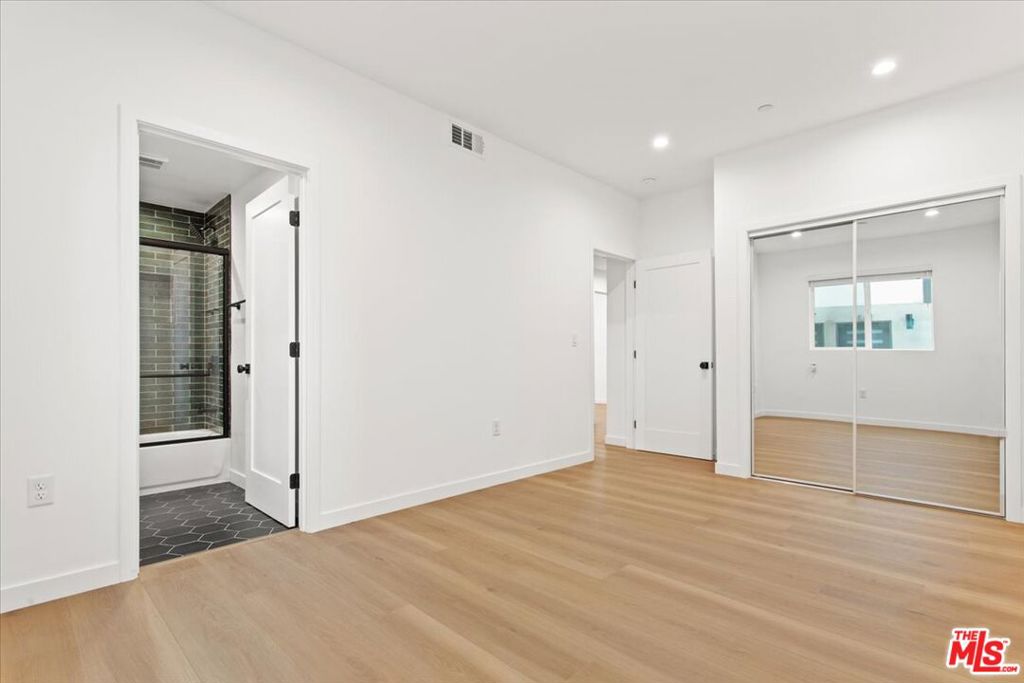 1629 S New Hampshire Avenue Property Photo 19