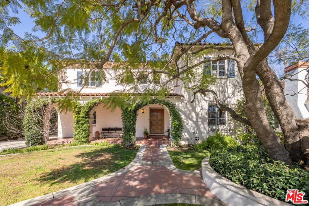 2795 Carlaris Road Property Photo