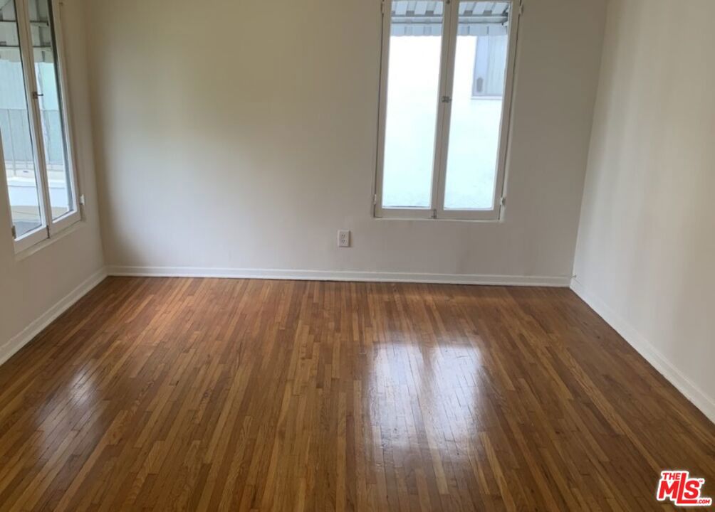 448 N Hayworth Avenue Property Photo 24