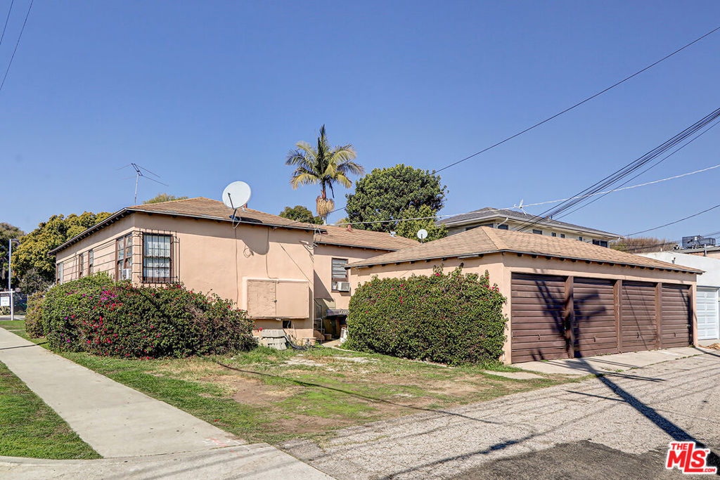 8767 Airdrome Street Property Photo 8