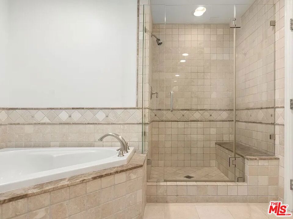 8610 Chalmers 105 Property Photo 13