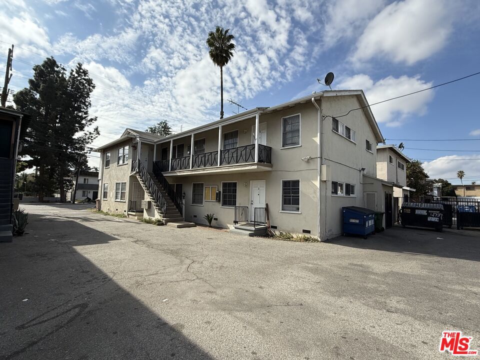 14737 Vanowen Street Property Photo 2