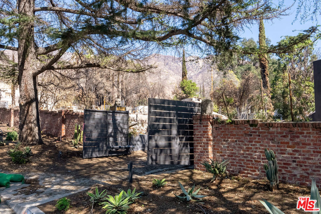 3000 Santa Rosa Avenue Property Photo