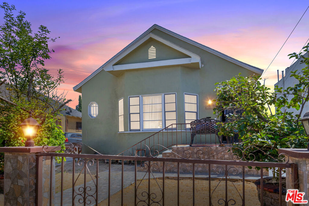 322 Cornwell Street Property Photo
