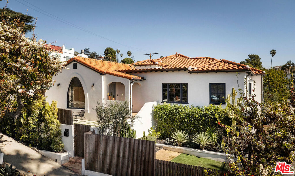 1666 Micheltorena Street Property Photo 1