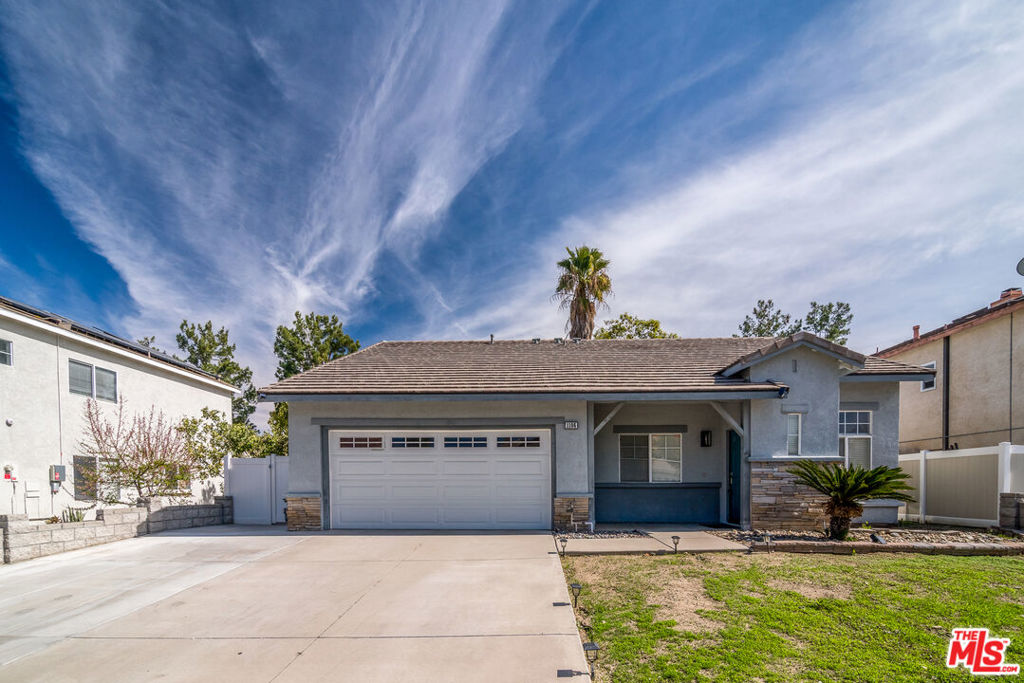 1106 Alpine Court Property Photo 1