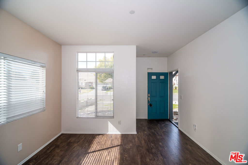 1106 Alpine Court Property Photo 4