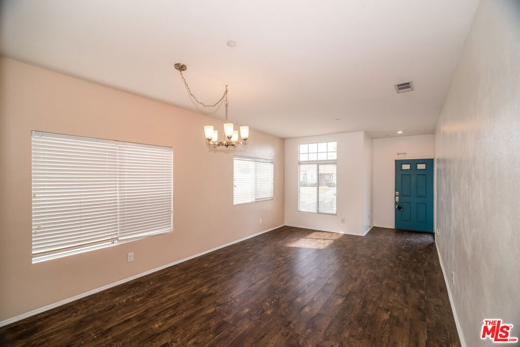1106 Alpine Court Property Photo 8