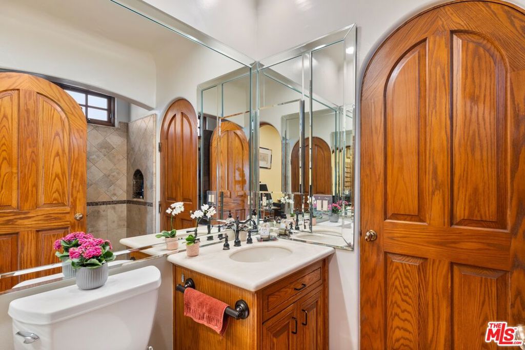 928 Wellesley Avenue Property Photo 18