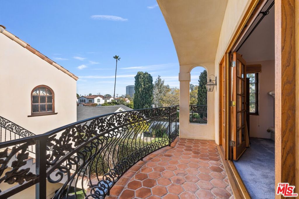 928 Wellesley Avenue Property Photo 34