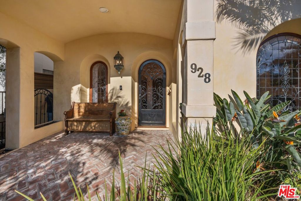 928 Wellesley Avenue Property Photo 38