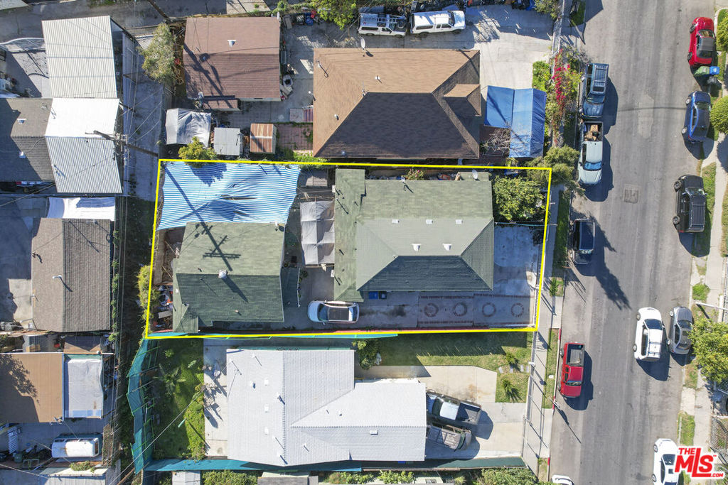 1320 E 41st Place Property Photo 22
