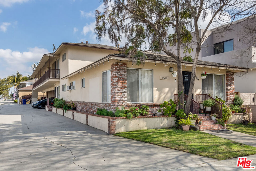 3806 College Avenue Property Photo